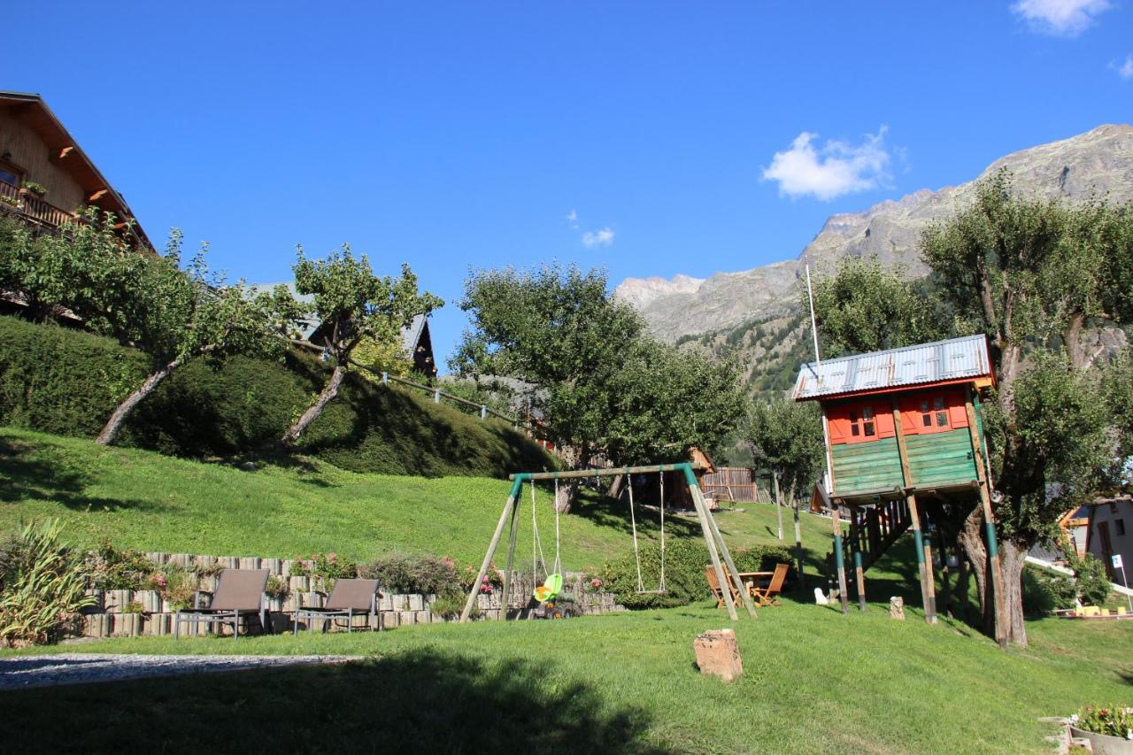 Chalet La Perle De L'Oisans - Appartements D'Exception Vaujany Bagian luar foto